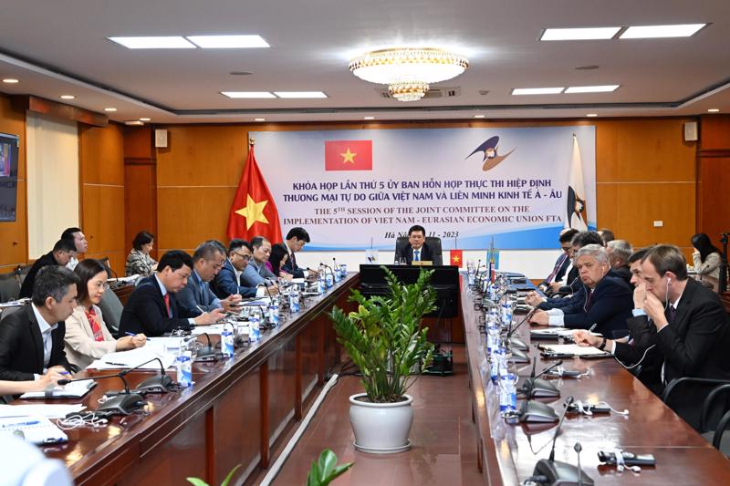 Tiếp tục mở cửa thị trường, tháo gỡ các rào cản thúc đẩy hợp tác Việt Nam và Liên minh Kinh tế Á – Âu